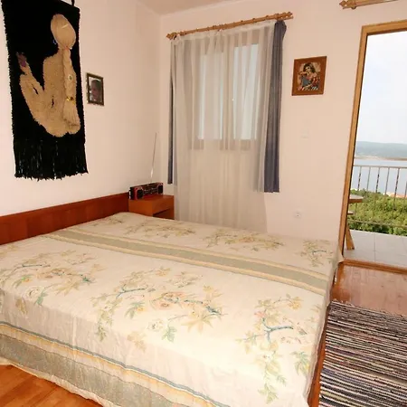Studio 5554b Apartment